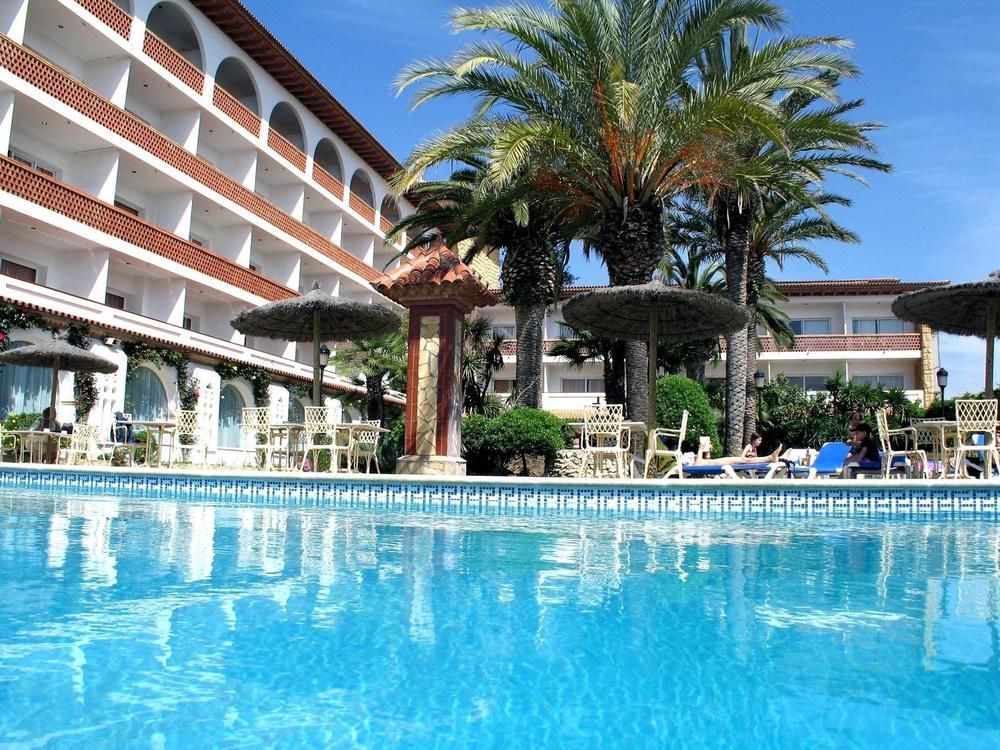 4R Gran Europe Hotel Sant Salvador Exterior photo